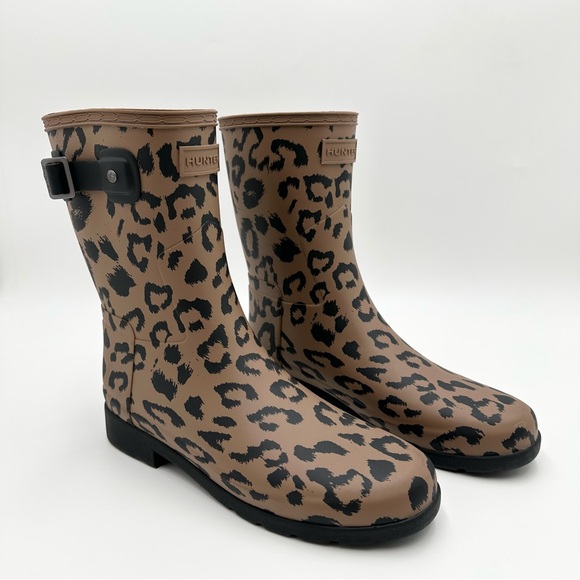 Hunter Original Refined Short Leopard Rainboots - Picture 1 of 13